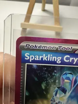 2025 Pokemon Sparkling Crystal Trainer Ace Spec 129/131 Holo- Prismatic Ev (C) - Image 4