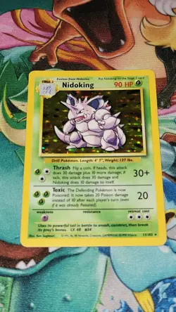 Nidoking 11/102 Base Set Unlimited Holo Rare WOTC Vintage Pokemon Card - LP - Image 1