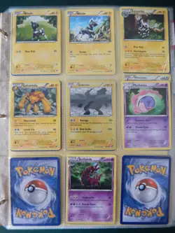 Pokemon Black & White Base LOT of 41 Cards - Image 3