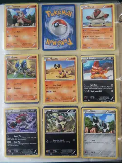 Pokemon Black & White Base LOT of 41 Cards - Image 4