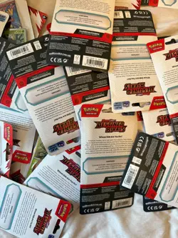 Pokemon TCG Destined Rivals Single Blister Pack Zarude (30 count) - Image 2