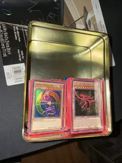 Yu-Gi-Oh! 2016 Mega-Tin Yugi and Slifer the Sky Dragon ALL CARDS PROTECTED !! - Image 2