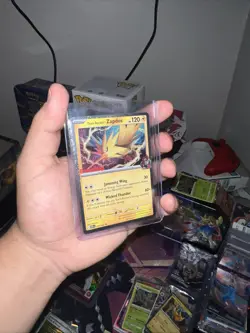 Pokemon Card Team Rocket's Zapdos GAMESTOP STAMPED!!! 1/30 Or 2 /55 - Image 2