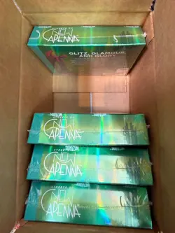 Wizards of the Coast Magic: The Gathering Streets of New Capenna Collector Box 195166122076 - Image 2
