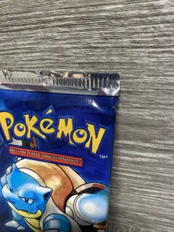 New Factory Sealed Pokemon Base Set Booster Spanish Blastoise Artwork 1999 WOTC - Image 4