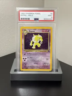 1999 POKEMON FOSSIL #8 HYPNO-HOLO PSA 9 - Image 1
