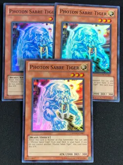YUGIOH PHOTON SABRE TIGER PHSW-EN081 SUPER X3 LP - Image 1
