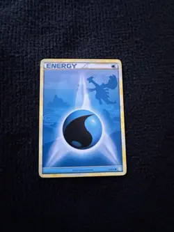 Water Energy HGSS 117/123 Non Holo Pokemon Card (Lightly Played) - Image 3