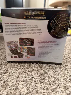 Pokemon TCG: Sword & Shield Lost Origin Elite Trainer Box (8 Packs per Box. 820650850714 - Image 2