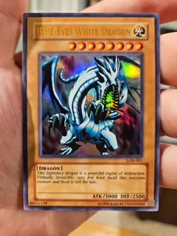 Blue-Eyes White Dragon LOB-001 Ultra Rare Mint/Near Mint - Image 1