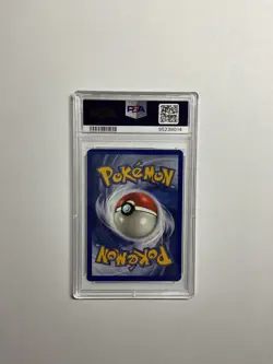 Pokemon 1st Edition Fossil Hypno NON HOLO PSA 8 - Image 2