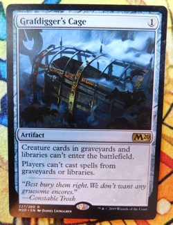 Grafdigger's Cage - Regular - NM (Excellent Condition) - Core Set 2020 - Image 1