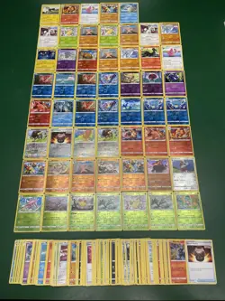 Pokemon Sword & Shield Battle Styles - Bulk lot of Over 200 Cards W/ Rares Holos - Image 1