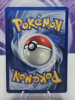 1st Edition Shadowless Machop 52/102 Base Set Rare Vintage Pokemon Card - Image 2