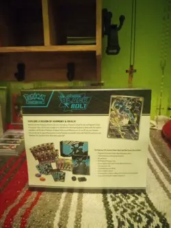 Pokemon TCG Scarlet Violet Black Bolt ETB Sealed With Plastic Shell !!MINT!! - Image 2