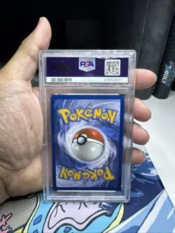 2022 Pokemon Sword & Shield BSP FA/Jolteon Vmax #184 Portuguese PSA 10 - Image 4