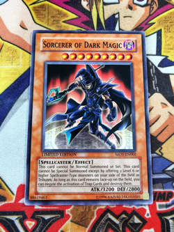 Sorcerer of Dark Magic mov-en002 Ltd Ed (NM+) Common Yu-Gi-Oh! - Image 1