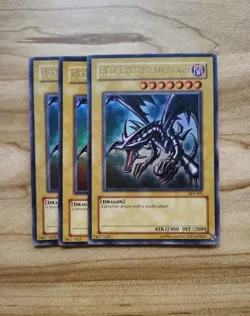 Yu-Gi-Oh - Red-Eyes B. Dragon 3X - SDJ-001 - Ultra Rare - Image 1