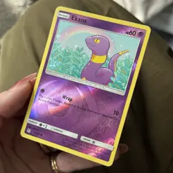 Ekans Reverse Holo 25/68 LP Hidden Fates 2019 Pokemon Card - Image 2