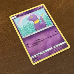 Ekans Reverse Holo 25/68 LP Hidden Fates 2019 Pokemon Card - Image 3