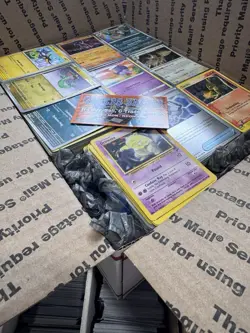 🔥 17lbs 4200+ UNSEARCHED Pokemon Bulk Lot! Some Holos & Vintage Cards LP/NM ✨ - Image 1