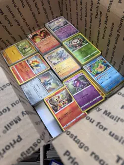 🔥 17lbs 4200+ UNSEARCHED Pokemon Bulk Lot! Some Holos & Vintage Cards LP/NM ✨ - Image 4
