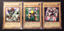 Yu-Gi-Oh! Alpha, Beta, Gamma, Magnetkrieger, DOR-G001-003, SCR, 2. Auflage, PL - Image 1