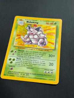 Nidoking 11/102 Base Set Unlimited Holo Rare WOTC Vintage Pokemon Card - LP - Image 2
