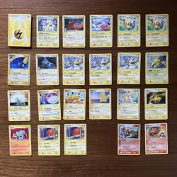 Lot of 101 Pokemon Cards - Image 1
