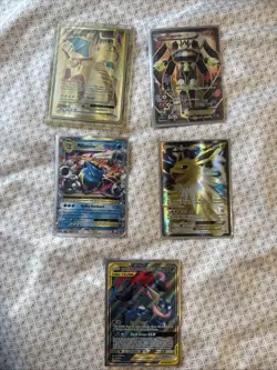 New And Old Rare Pokemon 18 Cards Total Trading Cards - Image 2