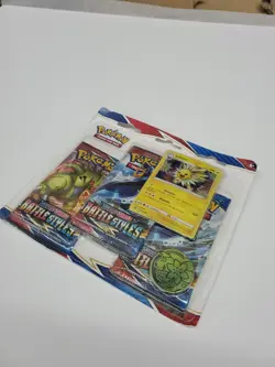 POKEMON TCG Sword & Shield Battle Styles Booster 3 Pack!!! Jolteon & Coin!!! - Image 2