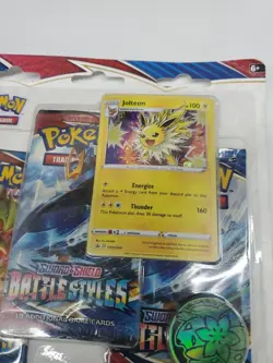 POKEMON TCG Sword & Shield Battle Styles Booster 3 Pack!!! Jolteon & Coin!!! - Image 3