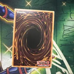 Yugioh! Dark Magician DPBC-EN008 Super Rare 1st Edition NM - Image 2
