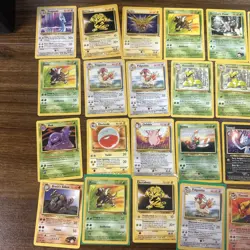 Massive Vintage Pokemon Card Lot - Around 550 WOTC Card Collection - Rares - Image 5