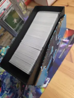 Pokemon Scarlet And Violet Bulk 450+ Regular Cards + Etb Box, DRI,WHT,BLK,JTG - Image 1