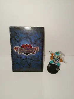 Yugioh Dungeon Dice Monsters Vorse Raider Figure ST-05 1996 & Card - Image 2
