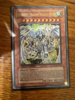 YUGIOH Ultra Rare Stardust Dragon/Assault Mode DPCT-EN003 MP Ultra Limited - Image 1