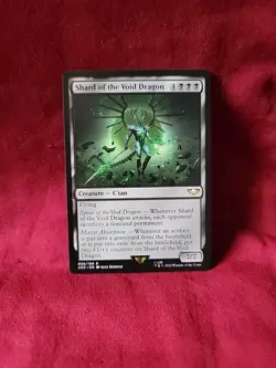 x1 Shard of the Void Dragon R MTG Commander: Universes Beyond: Warhammer 40,000 - Image 1