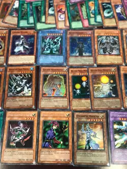 Vintage Yugioh Unlimited Holo/Rare Lot of 130 LP/NM - Image 3