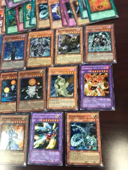 Vintage Yugioh Unlimited Holo/Rare Lot of 130 LP/NM - Image 4