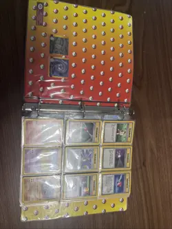 Vintage 1999 Pokemon 3-Ring Pikachu Binder With Cards - Image 3