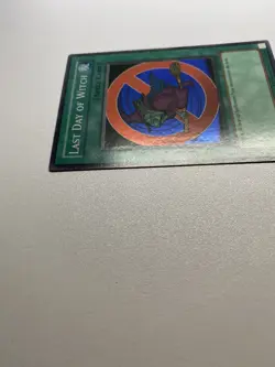 Yu-Gi-Oh! Last Day Of Witch Super Rare Unlimited DL9-EN001 HP - Image 5