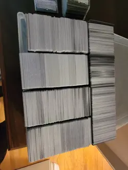 Lot of 2700 magic the gathering cards good condition - Image 1