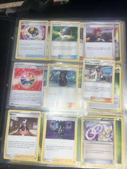 Lot(999)- Pokemon Charizard Binder with 187cards in pockets +50 more empty pages - Image 3