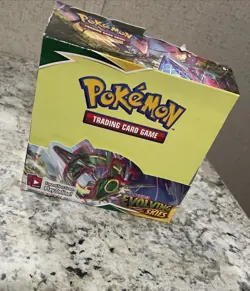 Pokemon evolving skies booster box EMPTY - JUST BOX NO PACKS/CARDS - Image 1