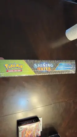 Pokemon TCG Shining Fates Shiny Cramorant V Collection Box SEALED imperfect box - Image 3