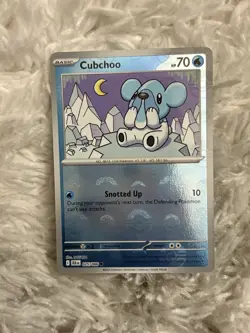 Cubchoo 025/086 Pokeball Reverse Holo Pattern Pokemon TCG SV Black Bolt English - Image 1