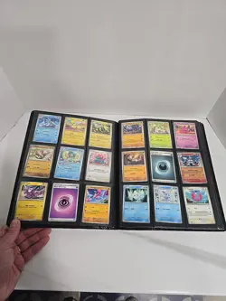 Pokemon Cards Binder Collection Charmeleon Evee Charmander & Many More L@@K - Image 4