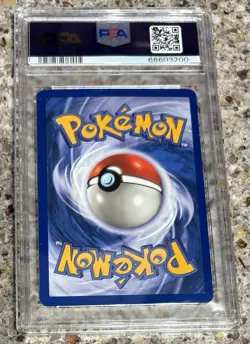 1999 POKEMON FOSSIL #7 HITMONLEE-HOLO PSA 7 - Image 2