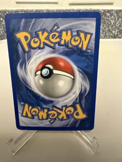 Pokemon TCG Card English e-Series Skyridge Magcargo H17/H32 Holo Rare - Image 2